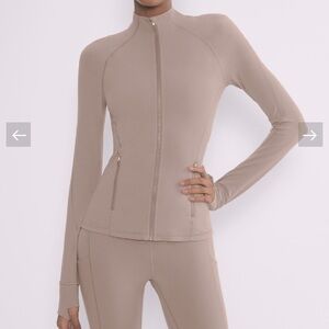 Brand new Aritzia Taupe Jacket